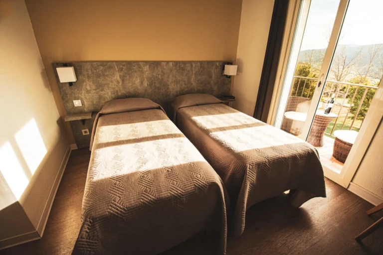superior twin room with balcony