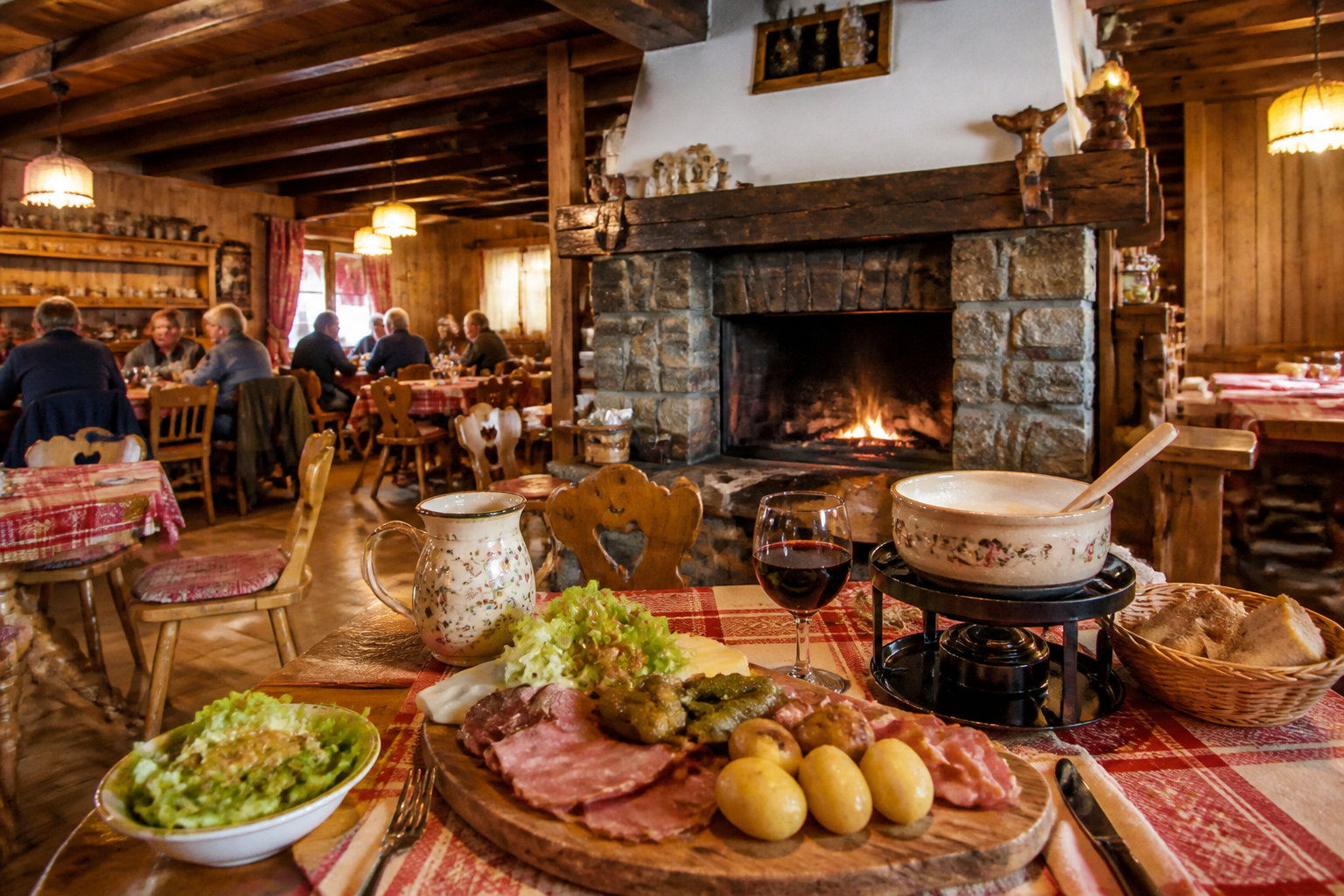 🧀 L'option ferme-auberge : immersion brute au cœur du massif