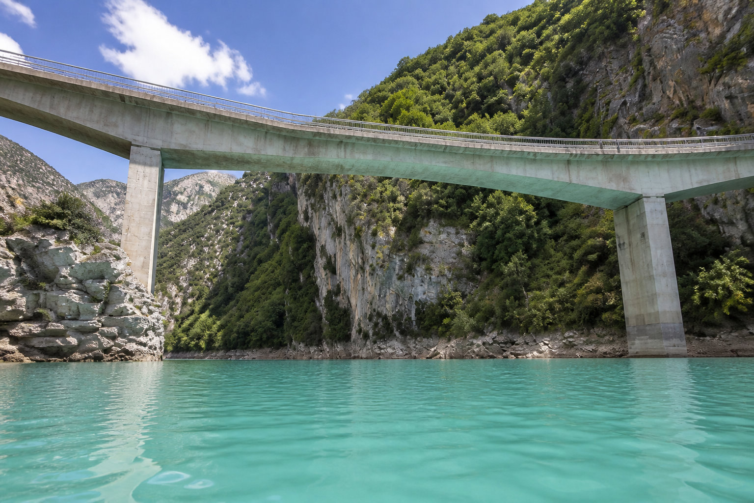 Le Pont de Galetas pour le cliché emblématique du Verdon